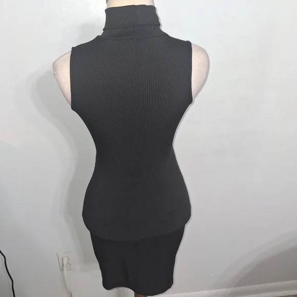 Black Sleeveless Cut-Out Mini Dress- W Sz Small - Picture 3 of 4